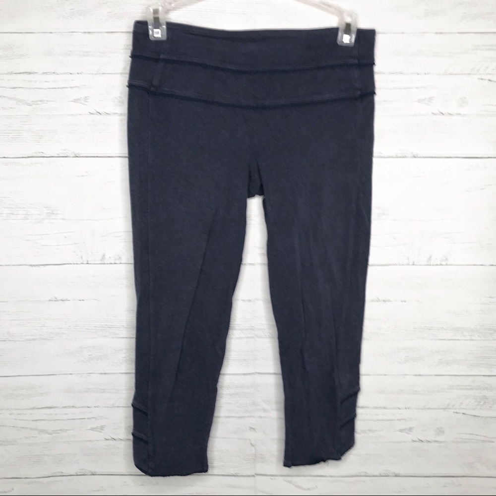 Athleta Heather Blue Ruffle Trim Crop Leggings